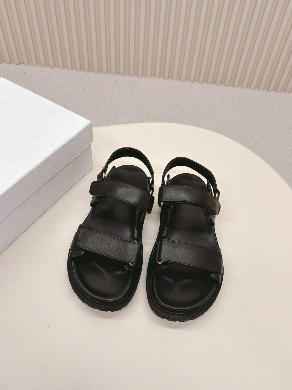 Velcro Strap Sandal - Женские роскошные сандалии на платформе с