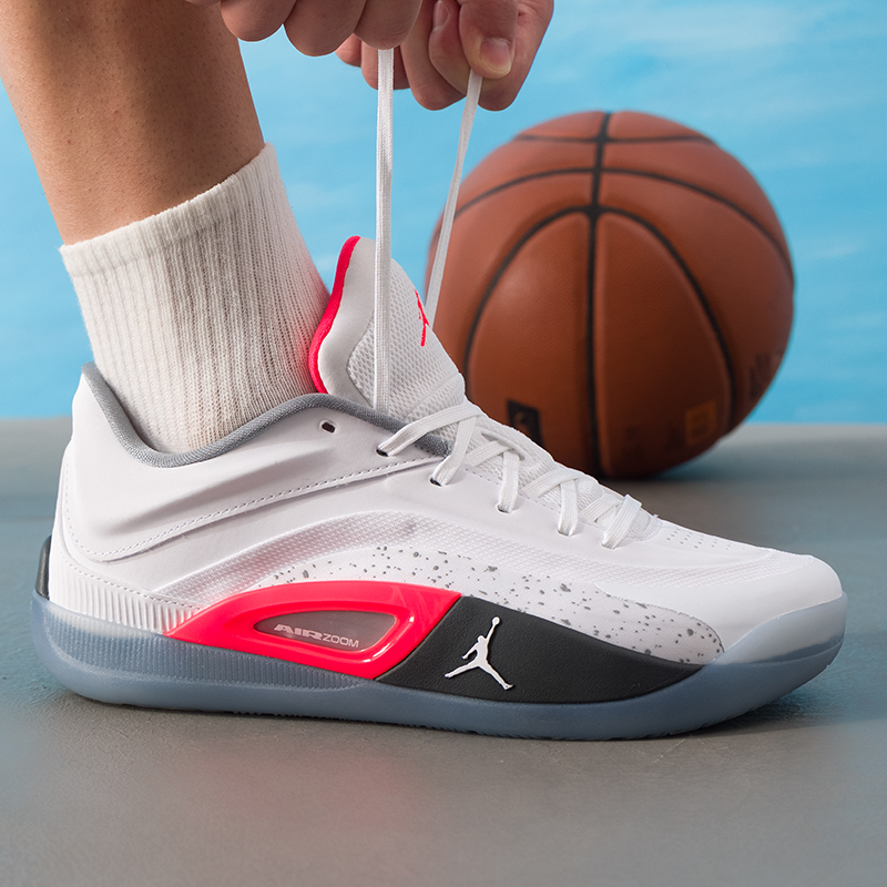 Мужская спортивная обувь Nike  – обзор и цена Men Shoes Jordan 4
