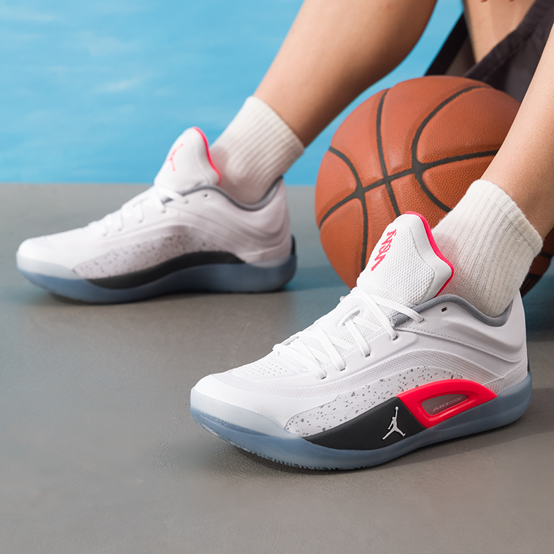 Мужская спортивная обувь Nike  – обзор и цена Men Shoes Jordan 4