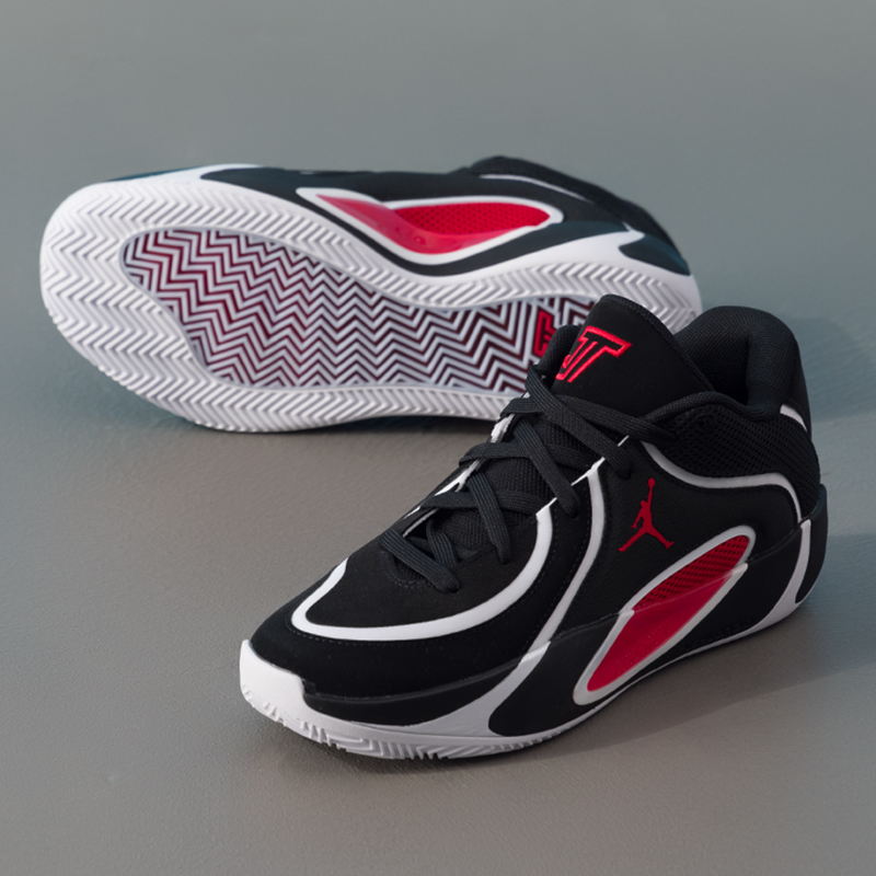 Мужская обувь Nike Jordan Tatu – обзор и цена Men Shoes Jordan 4
